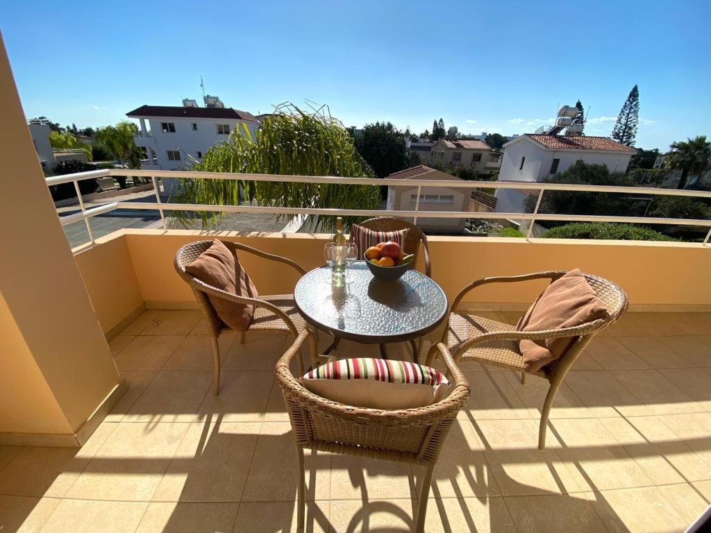 Nissi 3 View Holiday 2 Bedroom Apartment Айя Напа Екстериор снимка