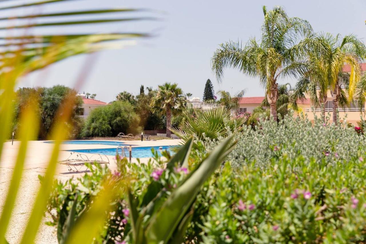 Nissi 3 View Holiday 2 Bedroom Apartment Айя Напа Екстериор снимка