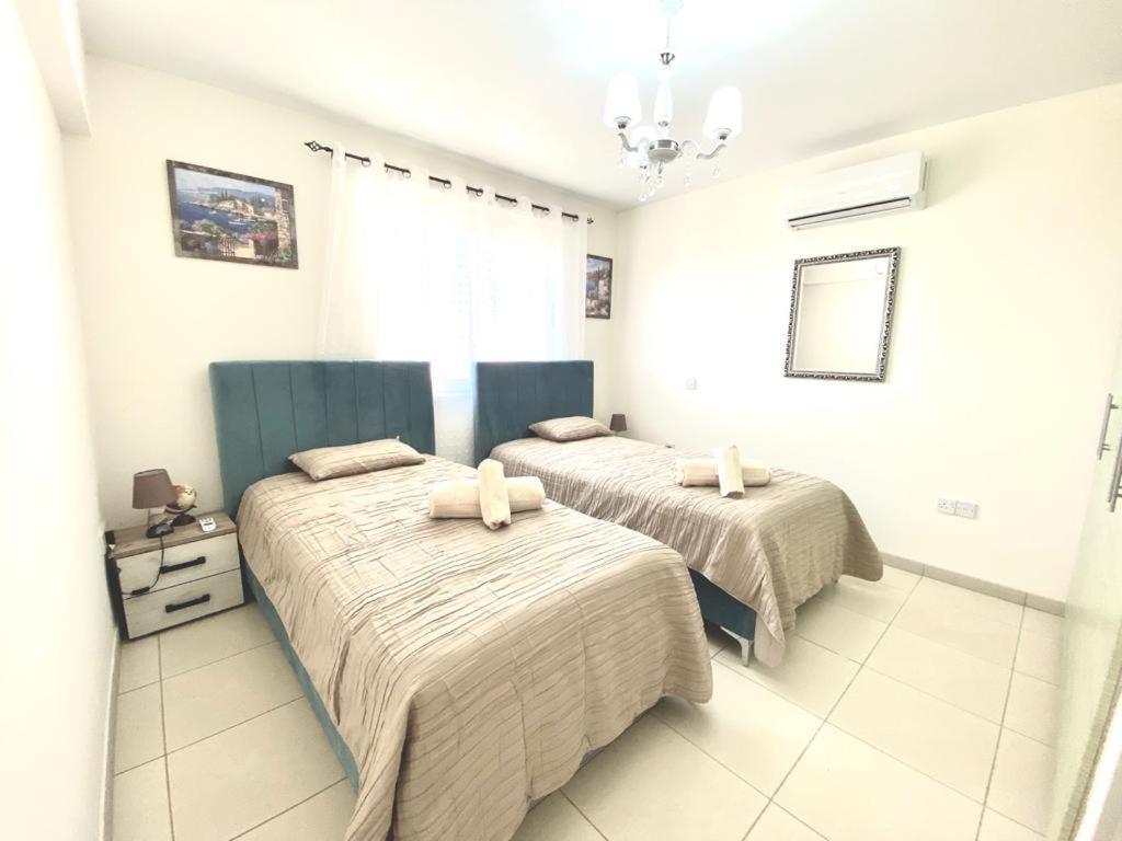 Nissi 3 View Holiday 2 Bedroom Apartment Айя Напа Екстериор снимка