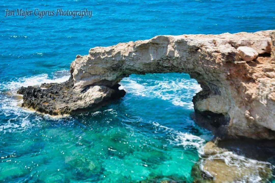 Nissi 3 View Holiday 2 Bedroom Apartment Айя Напа Екстериор снимка