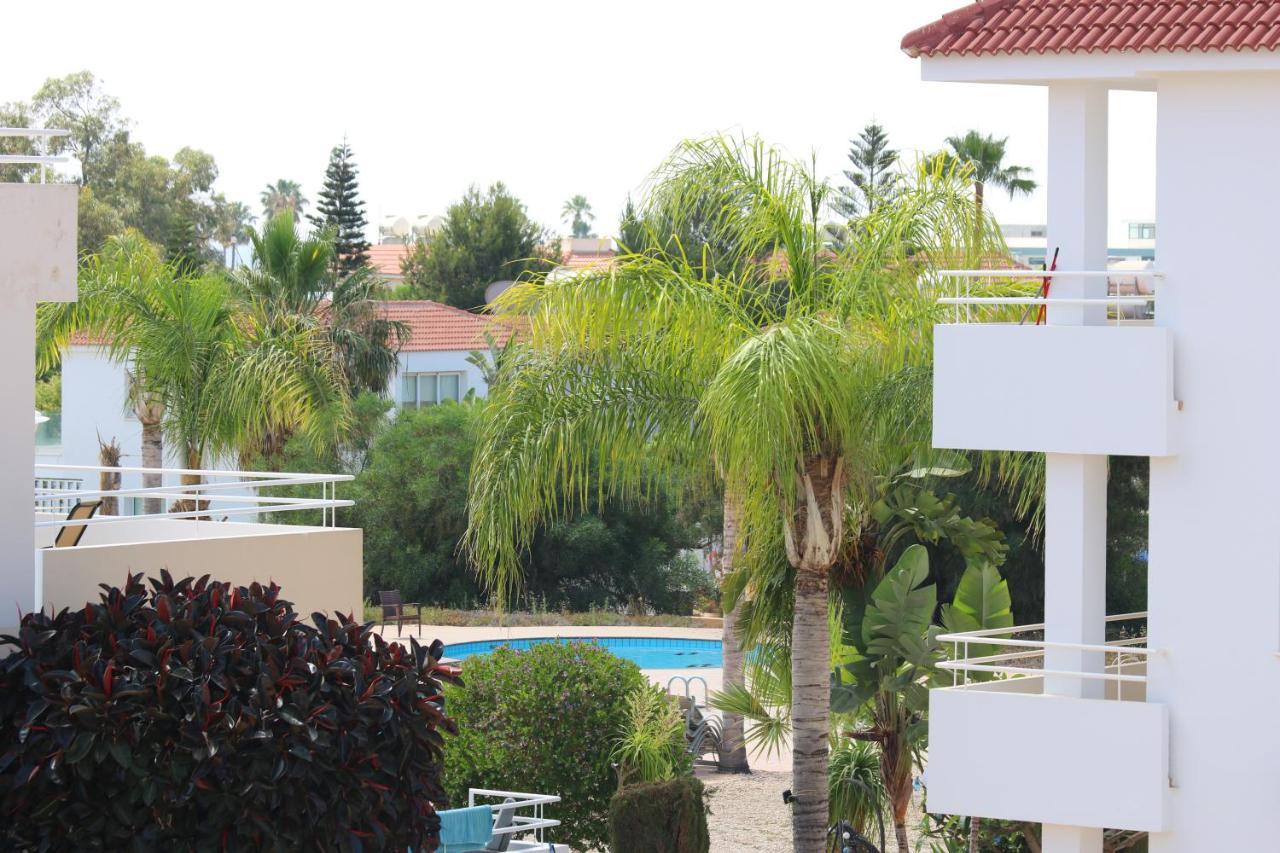 Nissi 3 View Holiday 2 Bedroom Apartment Айя Напа Екстериор снимка