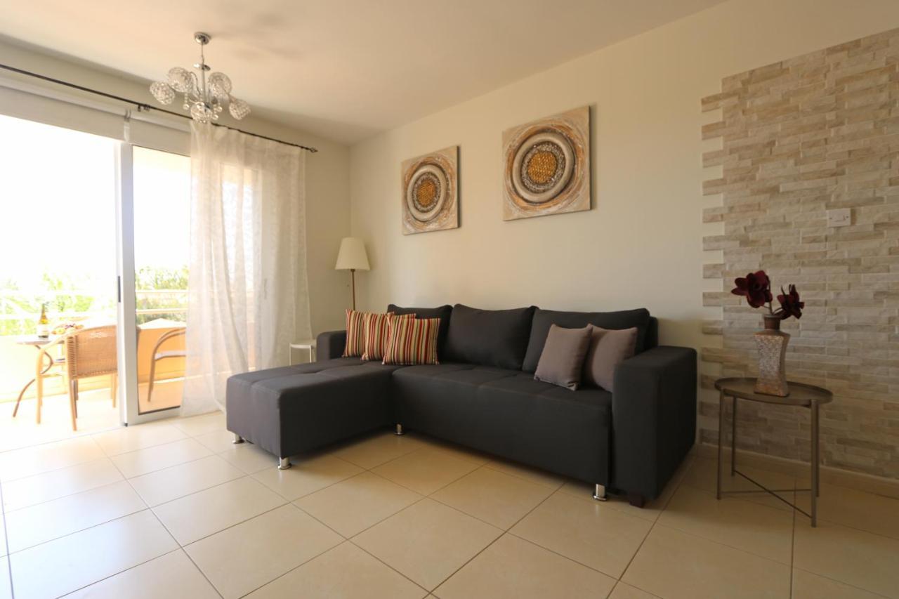Nissi 3 View Holiday 2 Bedroom Apartment Айя Напа Екстериор снимка